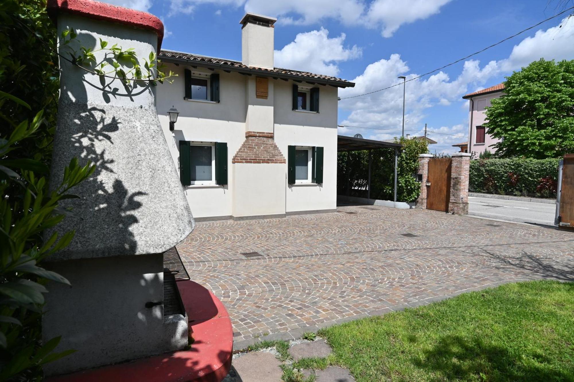Ca Centosa Artistic House Villa Storica Ristrutturata Con Patio E Giardino 齐塔德拉 外观 照片